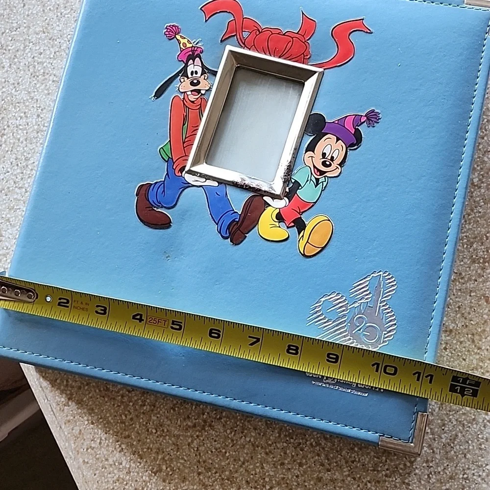 Vintage Walt Disney World 20 Year Anniversary Photograph Binder - Picture 7 of 15
